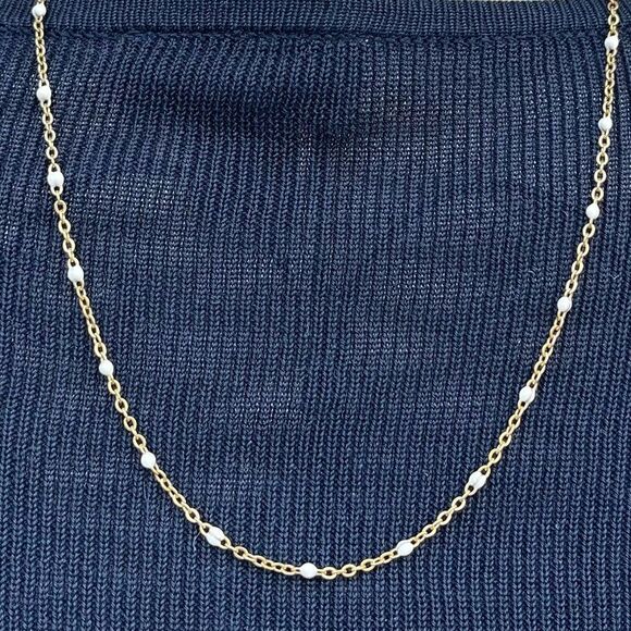 NWOT! New Slide Jewelry Gold Necklace with Small Pearl Like White Beads Everyday - Picture 3 of 4